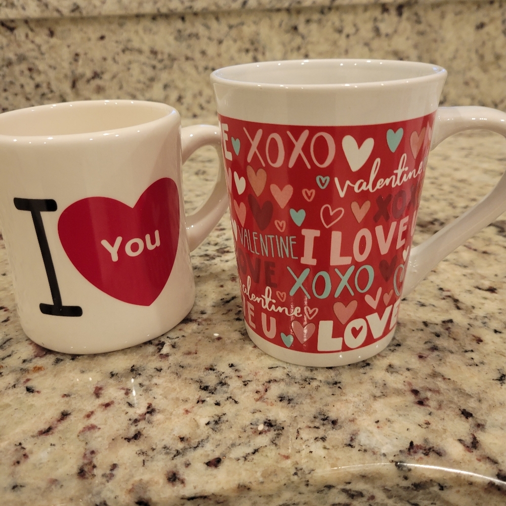 Valentine Coffee Cups includes 2 cups